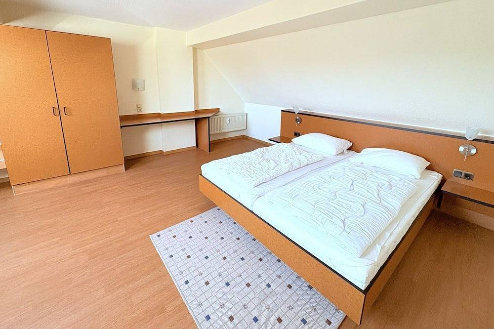 Ganze Wohnung, Boddenhof Apartment 54 - Balkon, Parkplatz, ruhig - Ferienwohnung 54 – Komfort in Buschvitz, Bergen auf Rügen und Umgebung