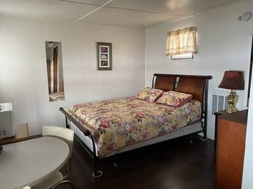 Cabin for 2 Guests in Northwood, New Hampshire, Picture 3