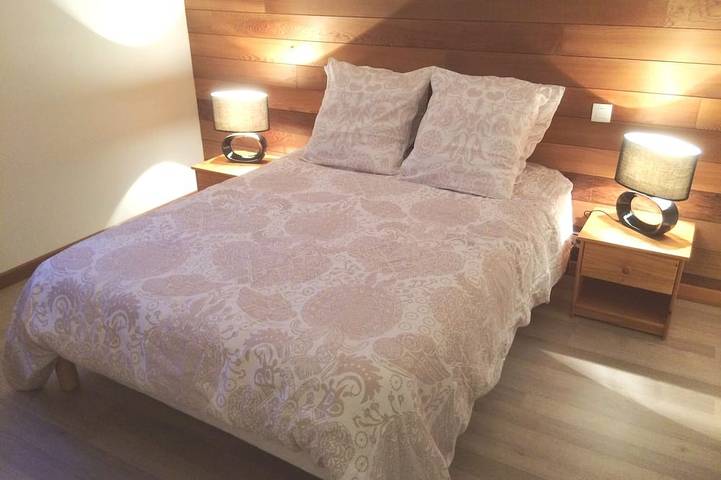 Location de vacances pour 6 personnes, avec terrasse ainsi que jardin et piscine, animaux acceptés dans Plage Porz Liogan Le Conquet - 2