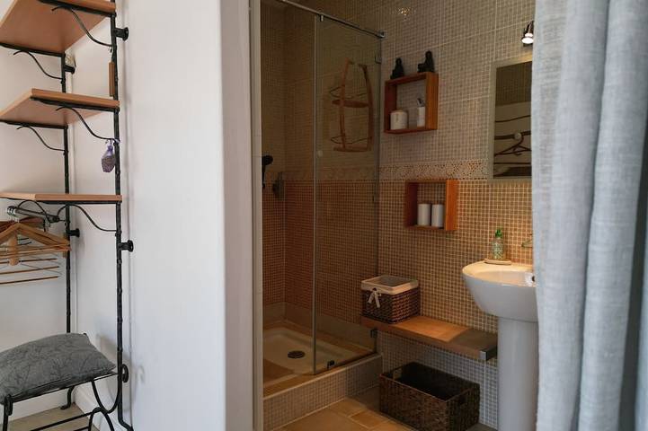 Gîte pour 2 personnes, avec jardin à Callas - 3