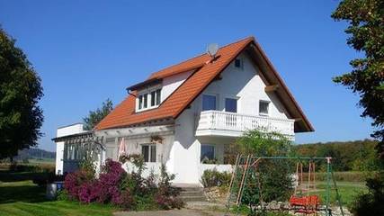 Cottage pour 4 personnes, avec jardin et terrasse, animaux acceptés dans Munsingen