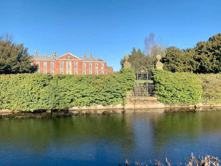 Resort para 2 personas, con jardín y sauna además de jacuzzi y piscina, Se admiten mascotas - 1