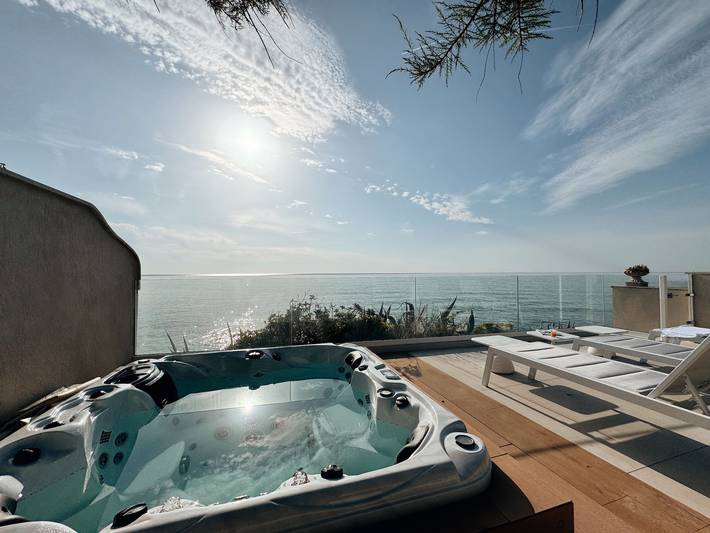 Location de vacances pour 8 personnes, avec Terrasse dans Plage de San Peire