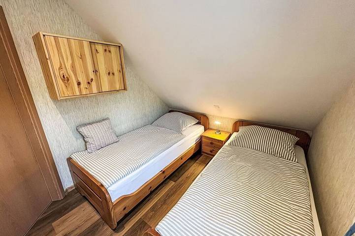 Ganze Wohnung, Angenehme Wohnung für 4 Personen mit  W-Lan, Tv und Balkon in Rechtsupweg, Landkreis Aurich