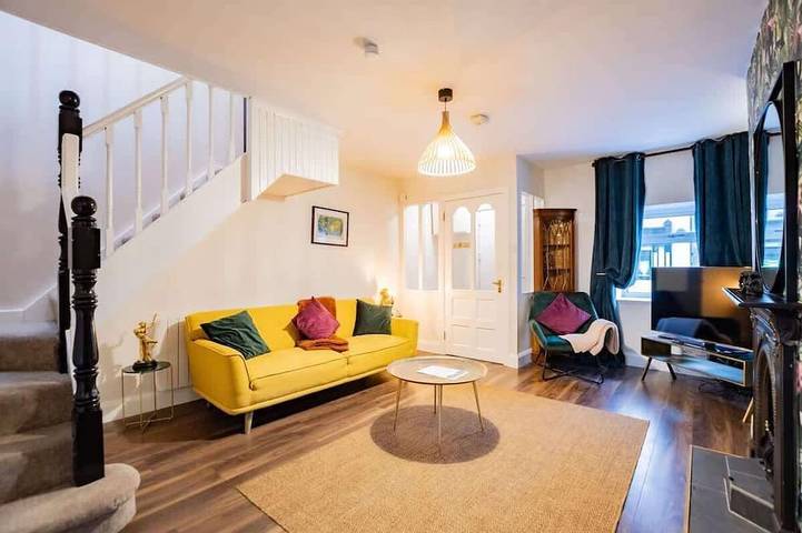 Vacation rental for 6 people, with yard in Galway