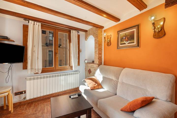 Ferienwohnung 'Zayda' mit Balkon, Wi-Fi und Klimaanlage in Daroca, Saragossa Provinz