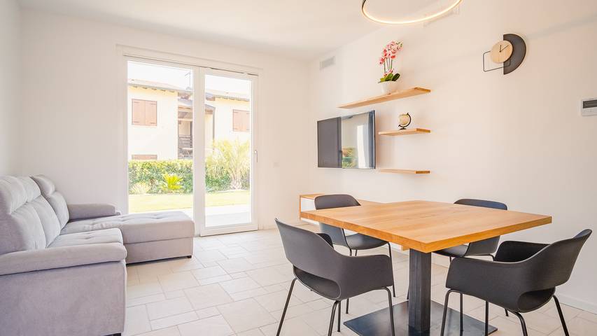 Gîte pour 4 personnes, avec piscine et jardin, animaux acceptés à Padenghe sul Garda - 2