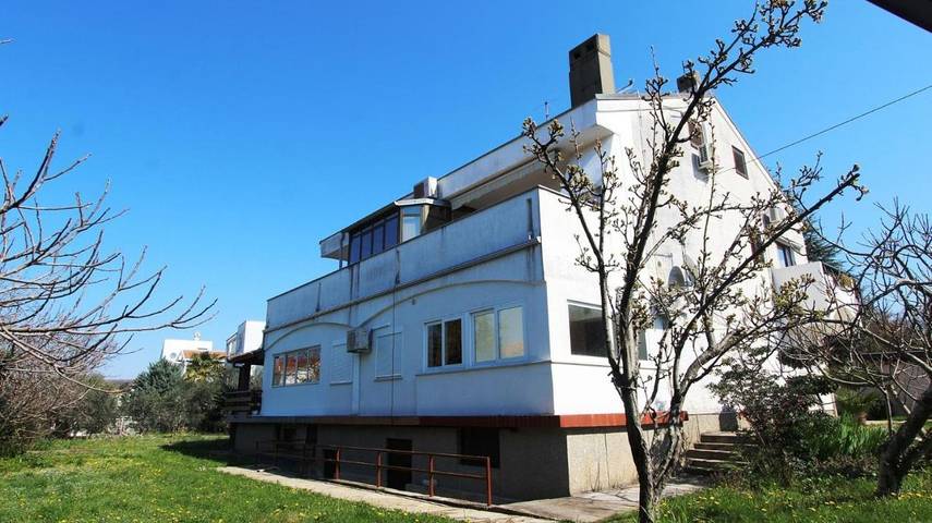 Maison d’hôte pour 3 personnes, avec jardin