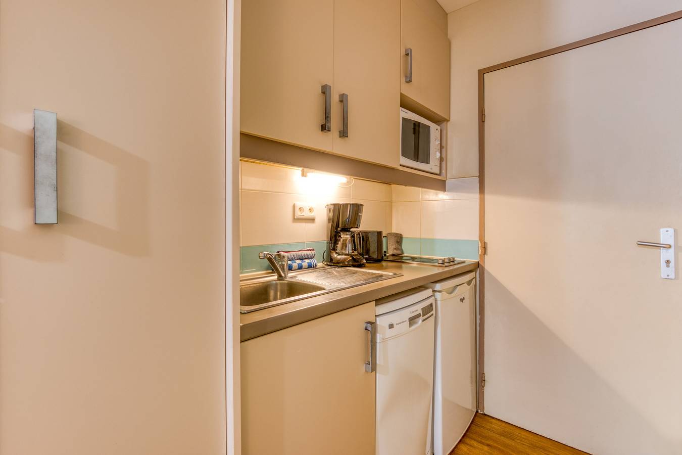 Studio entier, Studio avec terrasse sur la plage à La Grande Motte in La Grande-Motte, Côte d'Améthyste