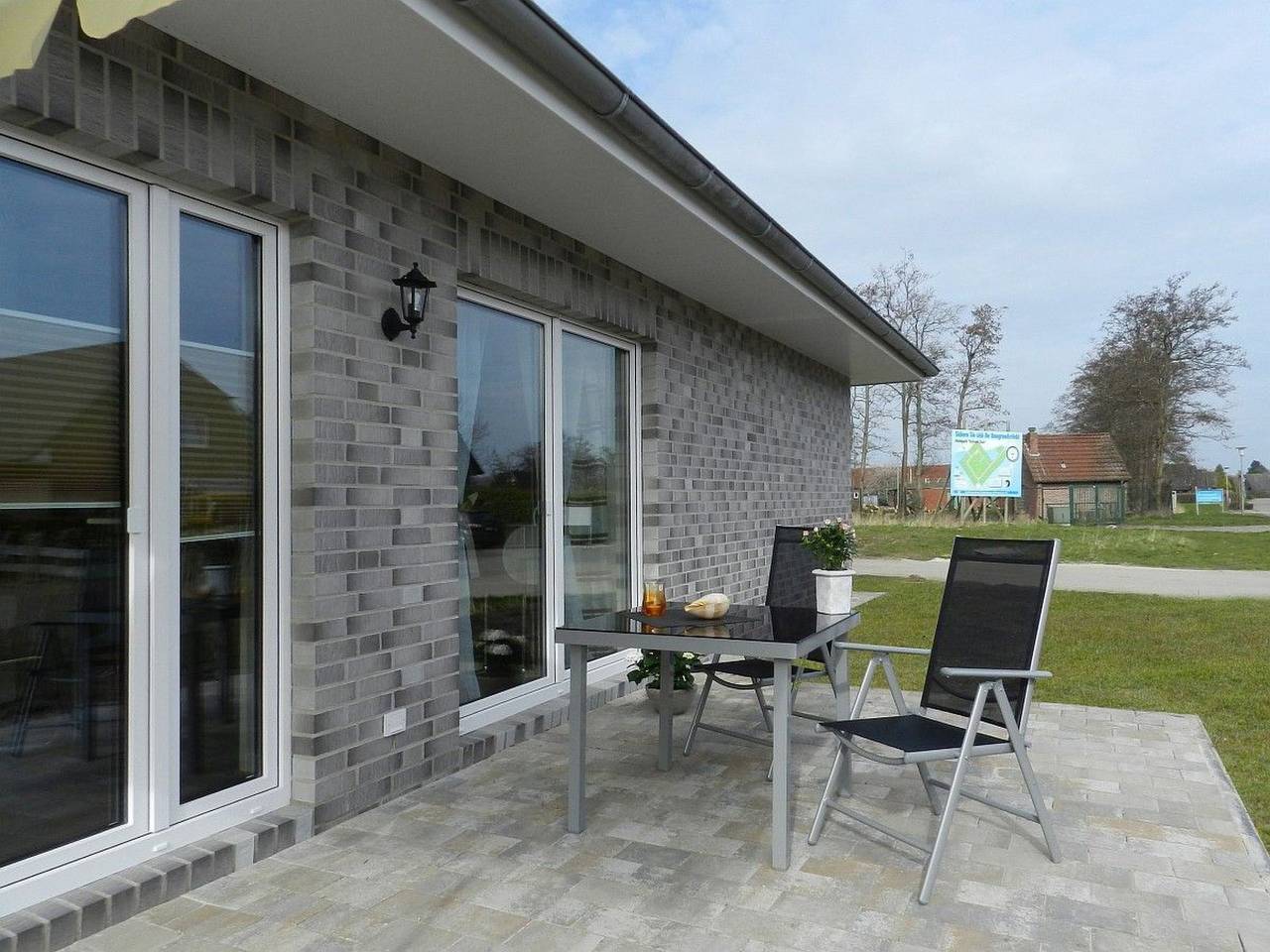 Ganze Wohnung, Gesamte Wohnung in Burhave mit Eigener Terrasse in Burhave, Butjadingen
