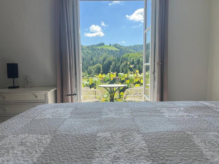 Ganze Wohnung, Apartment Weingut Kleinmonte mit Bergblick in Leutschach an der Weinstraße, Steirerland