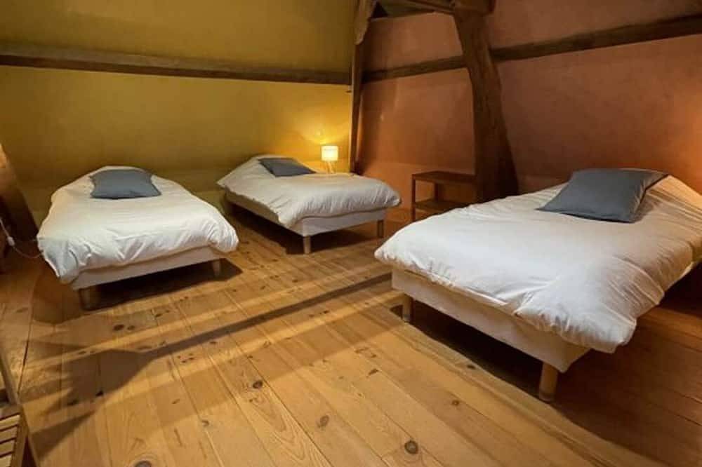Pic Epeiche Gite in Lerné, Loire Valley