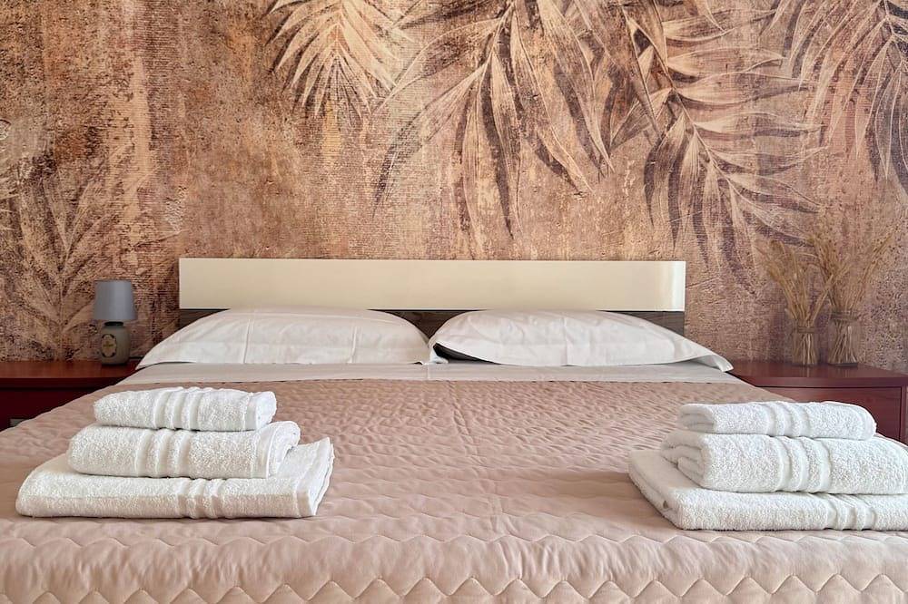 Entire apartment, Gardalake Appartamento in Castelnuovo del Garda, Garda Mountains