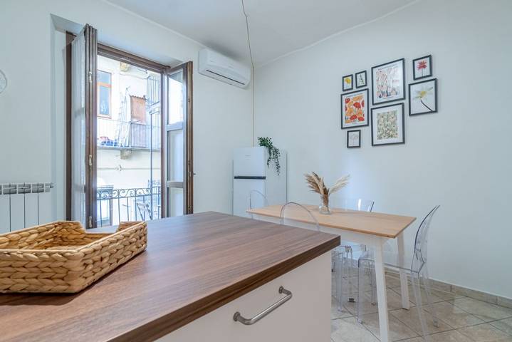 Appartamento intero, Guesthost - Barbaroux Chic & Central Apt x3 in Torino, Provincia di Torino