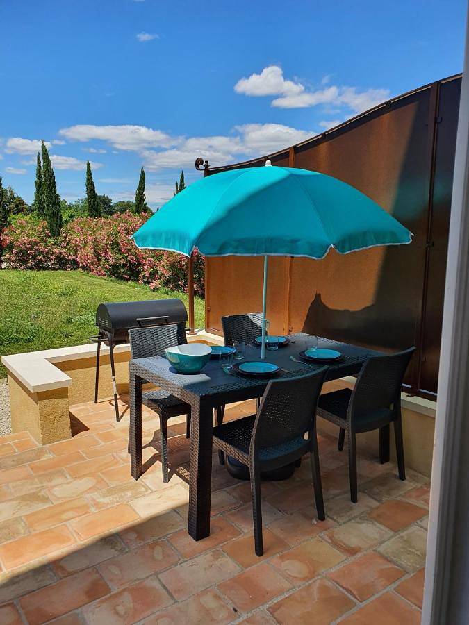 Gîte pour 5 personnes, avec vue et jardin à Vallabrègues