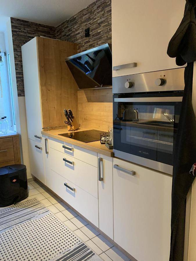 Apartamento de vacaciones para 3 personas, con jardín además de vistas y terraza - 1