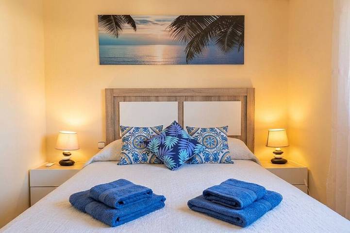 15 minutes by car / Sitges – Villa Luna. Xxl Pool, A/C by Weekly Villas 12 P in Sitges, Garraf