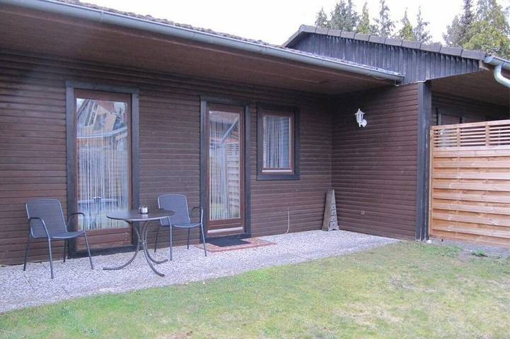 Ferienwohnung für 2 Personen, mit Garten und Terrasse am Tankumsee