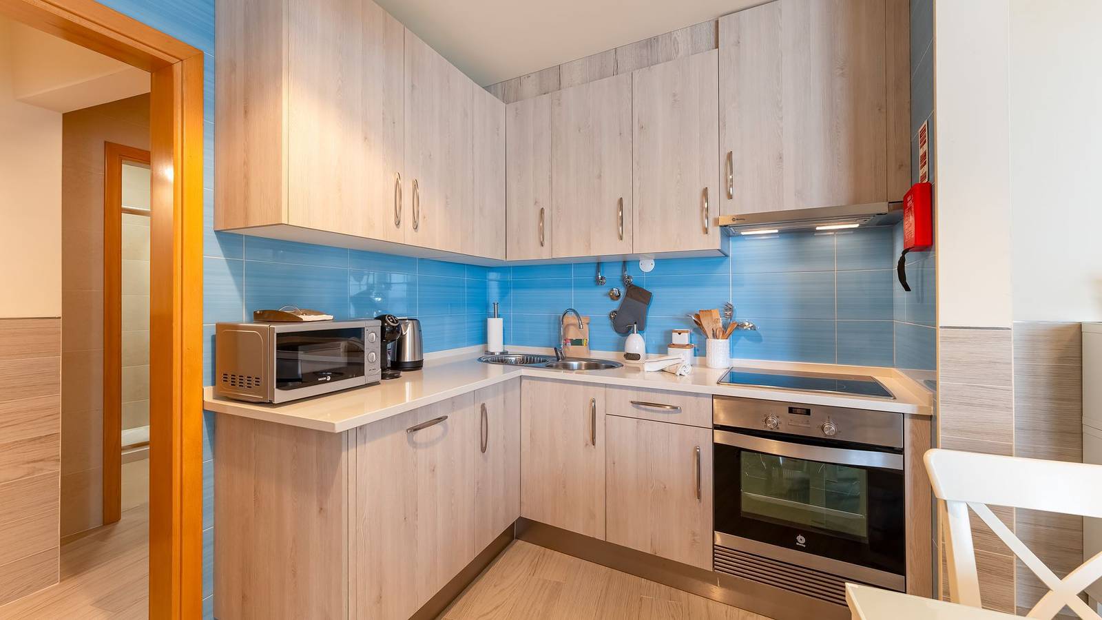 Modern 3 Bdr Duplex House W/ Terrace by Lovelystay in Armação de Pêra (costa), Armação de Pêra