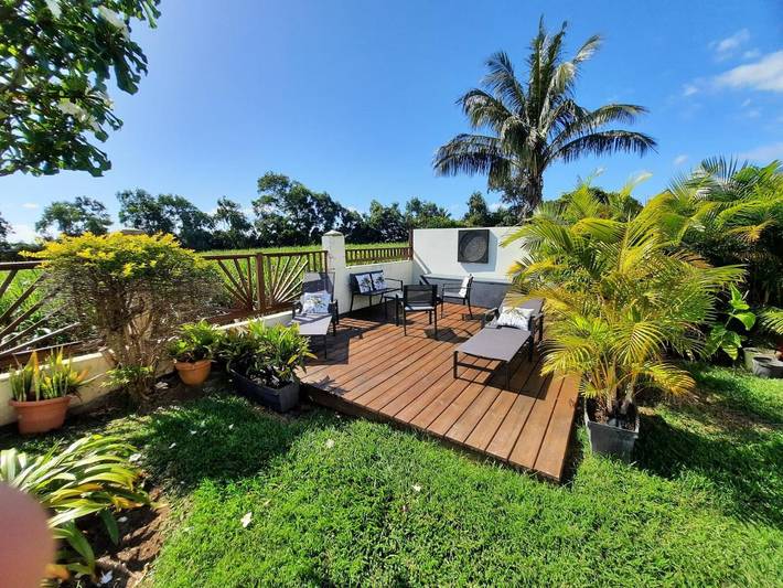 Gîte pour 4 personnes, avec jardin ainsi que piscine et vue à Sainte-Suzanne - 3