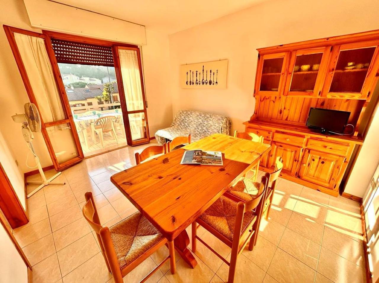 Apartamento entero, Apartamento de vacaciones para 6 personas con terraza in Numana, Riviera del Conero