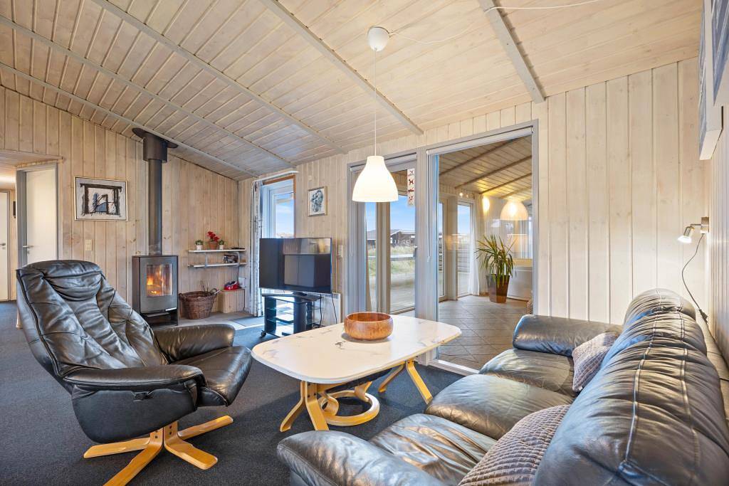 Gemütliches Ferienhaus mit Pool, Whirlpool und Sauna, 2 Hunde in Ringkøbing, Holmsland Klit