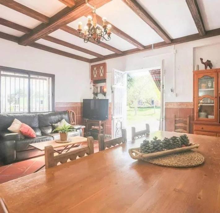 Casa rural para 15 personas, con terraza además de jardín y piscina en Guillena - 3