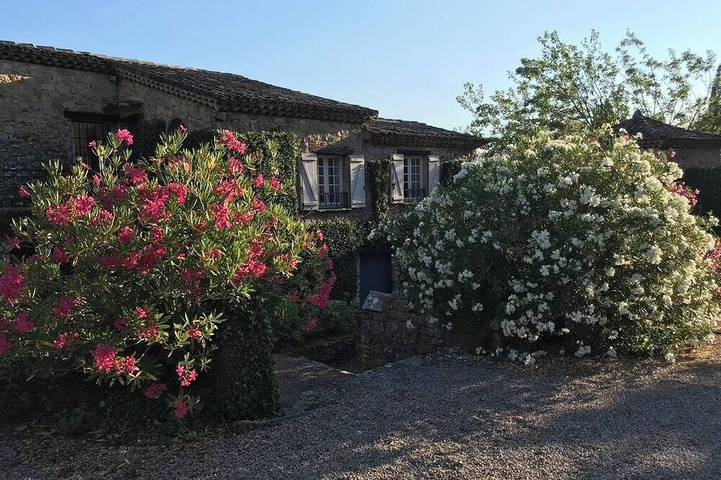 Chambre d’hôte pour 10 personnes, avec jardin