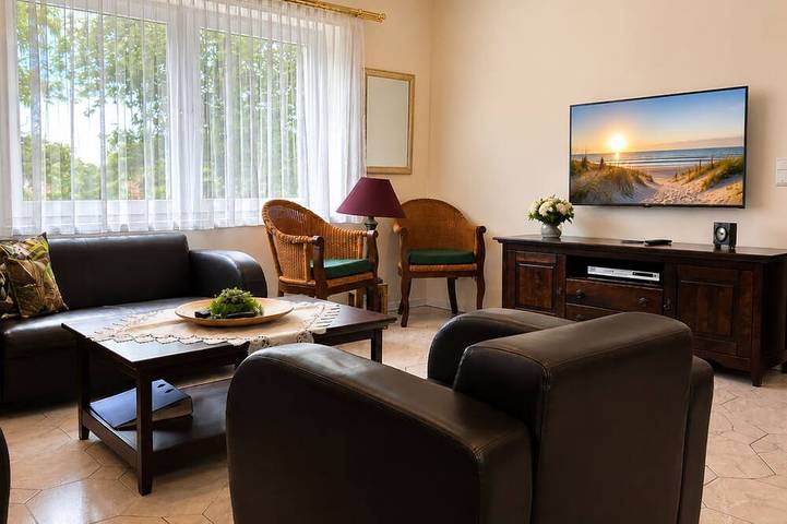 Ferienwohnung für 6 Personen, mit Balkon und Garten in Neubukow - 4