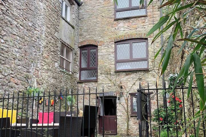 Cottage for 2 people, with garden in Plymouth
