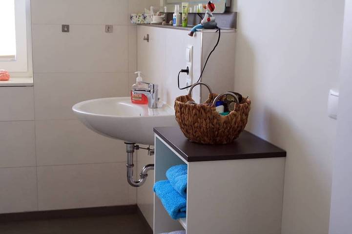 Appartement entier, New vacation apartment with sunny balcony and large bicycle cellar in Mürwik, Flensbourg