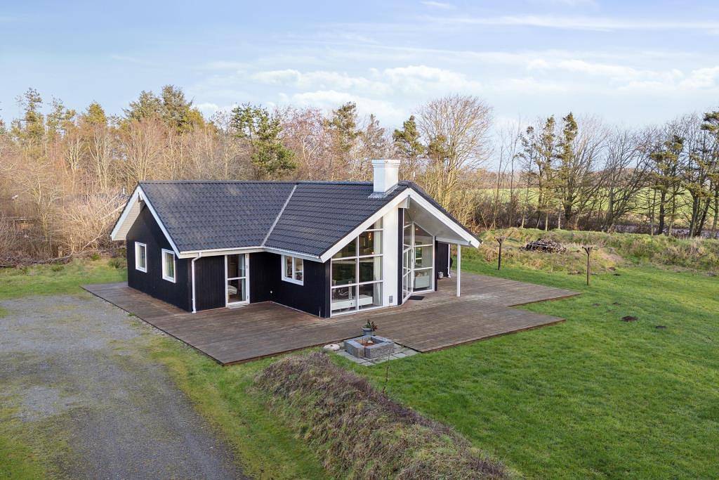 Ferienhaus in malerischer Umgebung, Wellness, Gemütlichkeit und Leben im Freien. in Lodbjerg Hede, Ringkøbing