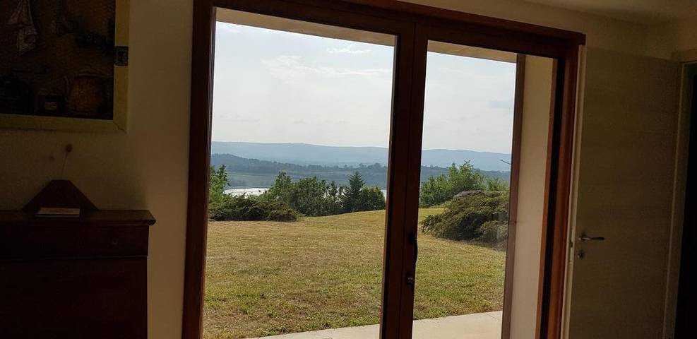 Gîte für 4 Personen, mit Terrasse und Garten sowie Ausblick und Seeblick in Franche-Comté - 4