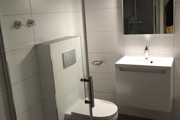 Ganze Wohnung, Stadtnah im Grünen wohnen mit guter Anbindung in Ziegelhausen (Heidelberg), Heidelberg