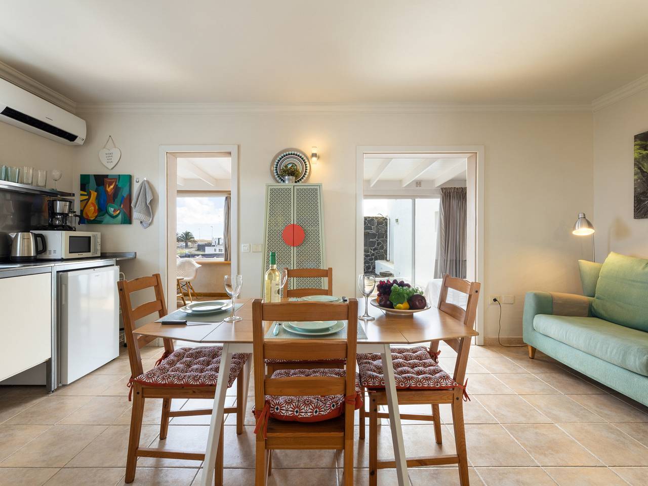 Apartamento entero, Amplia suite artística con aire - 3 pers. in San Bartolomé, Lanzarote
