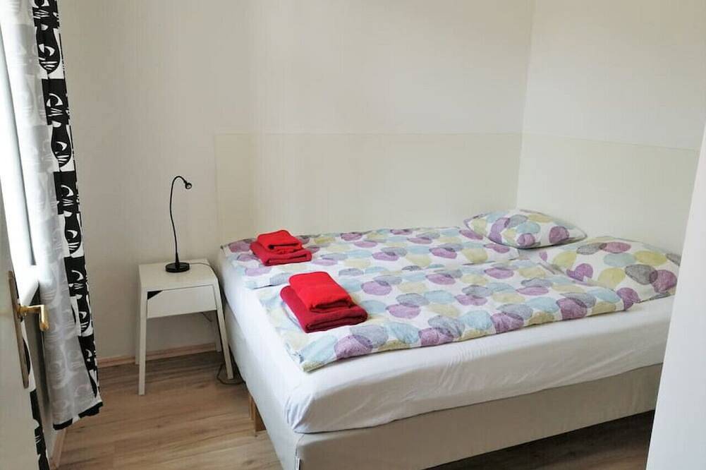 Ganze Wohnung, Balcony 2 bedroom Apart near Schönbrunn in Wien, Donau Niederösterreich