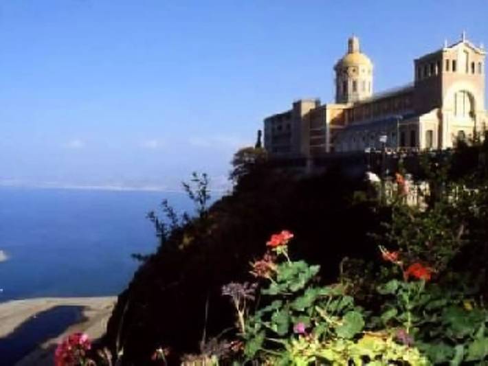 Apartamento entero, 2 estancias 4 Personas in Gioiosa Marea, Provincia de Messina