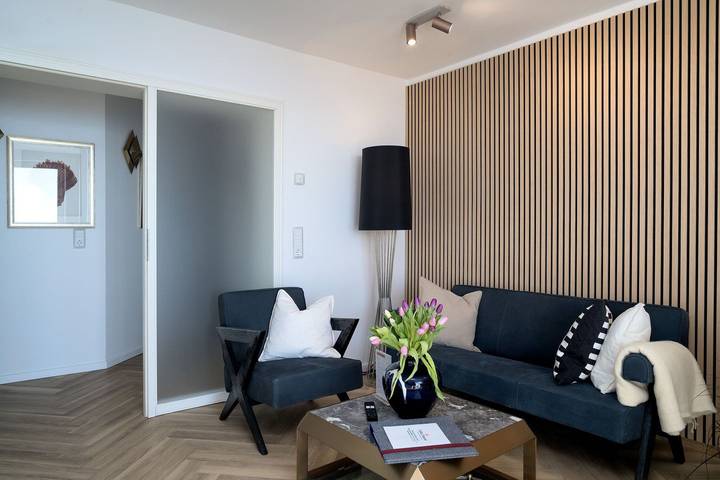 Ganze Wohnung, Fewo Meerzeit - Balkon, Sauna, Meerblick in Sassnitz, Nationalpark Jasmund