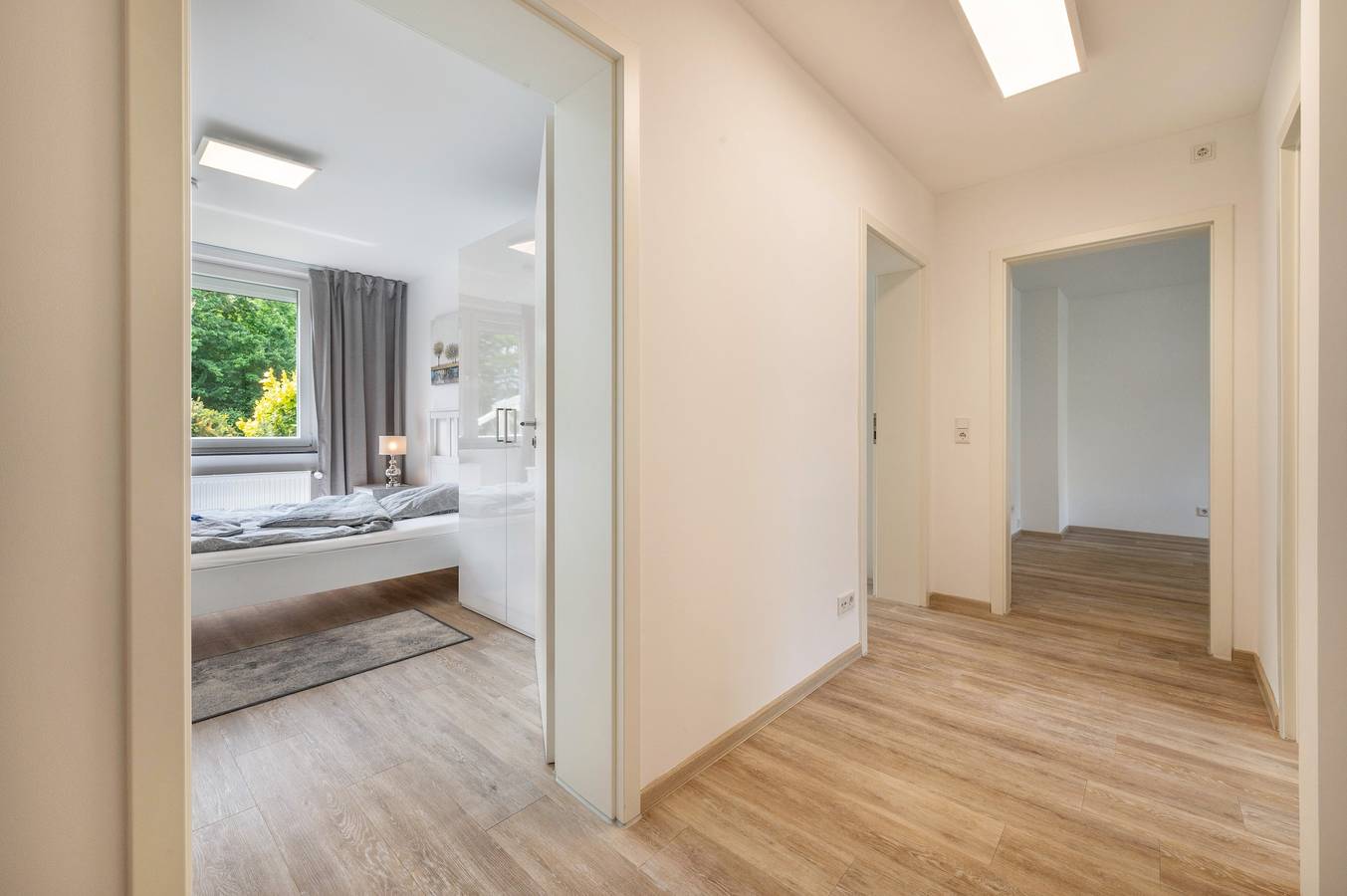 Ganze Wohnung, Ferienwohnung 'Kleines Glück' mit Balkon und Wi-Fi in Delmenhorst, Naturpark Wildeshauser Geest