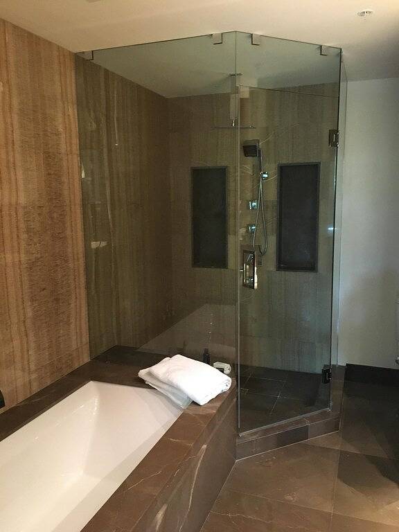 Vacation rental for 6 people, with terrace and hot tub in Miami