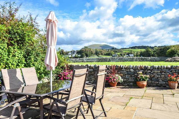 Holiday rental for 5 people, with garden in Dyffryn Ardudwy