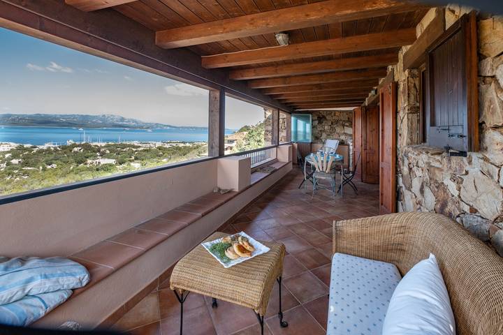 Holiday apartment for 4 people, with view and terrace as well as pool - 1