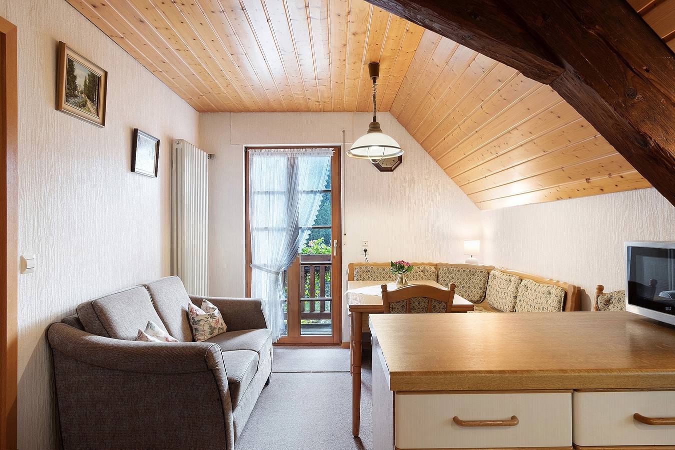 Ganze Wohnung, Ferienwohnung 'Talblick' mit Gemeinschaftsgarten, Balkon und Wi-Fi in Bad Rippoldsau-Schapbach, Mittlerer Schwarzwald