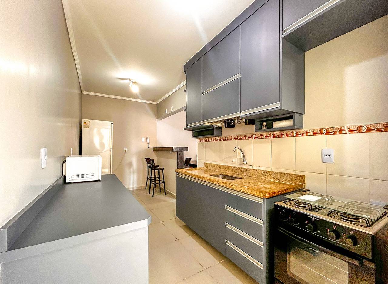 Ganze Wohnung, Ferienwohnung für 7 Personen mit Garten in Vila Mirim Praia Grande, Praia Grande