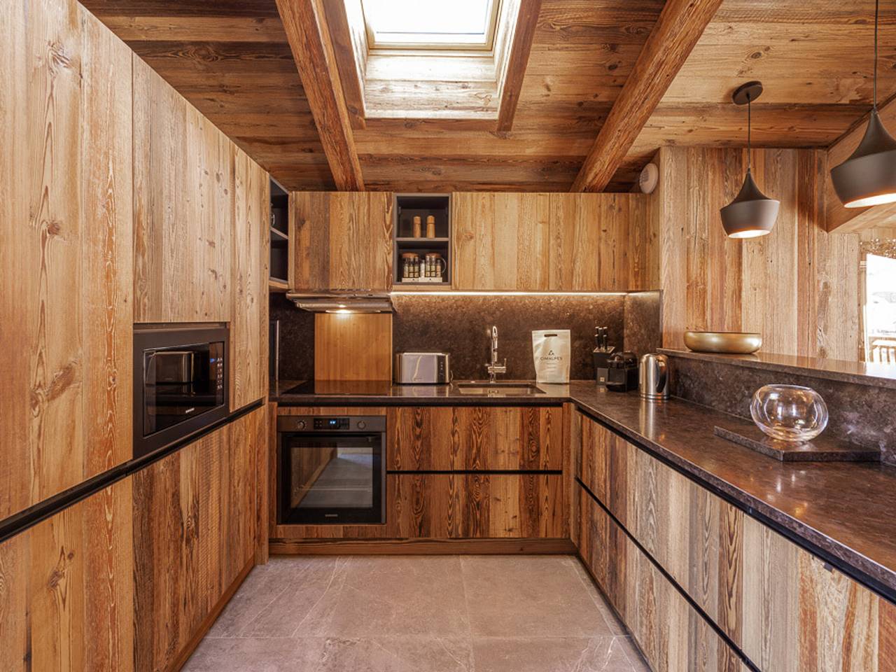 Chalet de Luxe avec Piscine et Sauna, Proche des Pistes à Courchevel in Courchevel 1300 (Le Praz), Saint-Bon-Tarentaise
