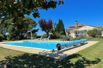 Agriturismo pour 8 personnes, avec jardin et terrasse à Saint-Quentin-de-Caplong