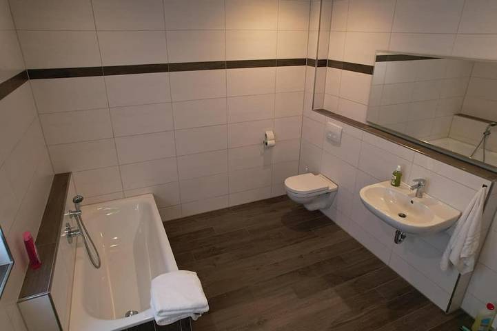 Ferienhaus 2024 eröffnet / Modern und ruhig gelegen. 104 m2 Bad Oeynhausen in Rehme, Bad Oeynhausen