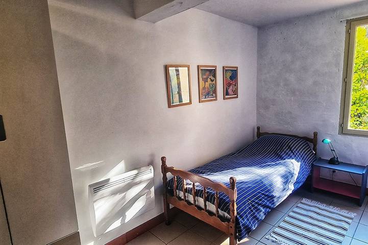 Apartamento entero, Gîte in a peaceful setting between olive trees and swimming pool in Salernes, Region de Draguignan