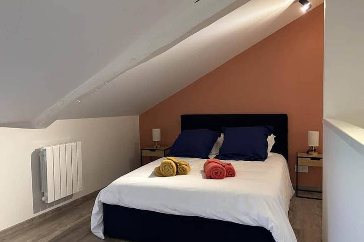 Gîte pour 10 personnes, avec jardin à Laprugne - 2