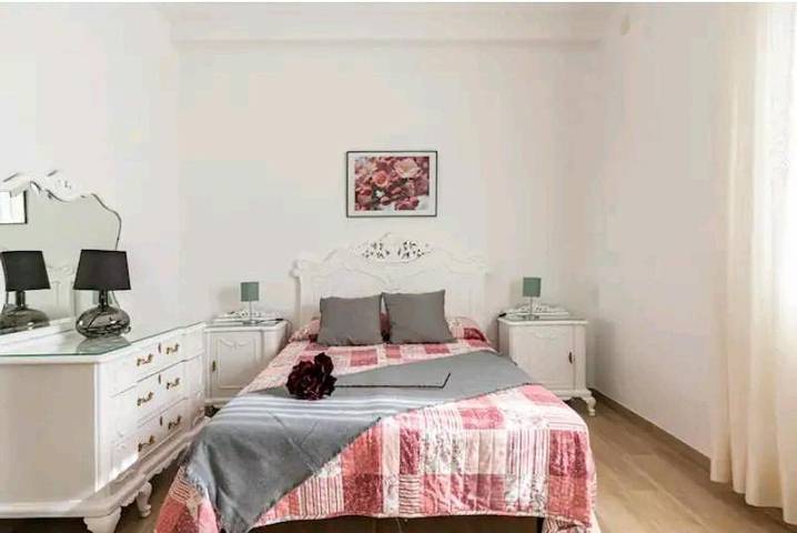 Casa rural para 6 personas, con piscina además de vistas y jardín en El Garrobo - 2